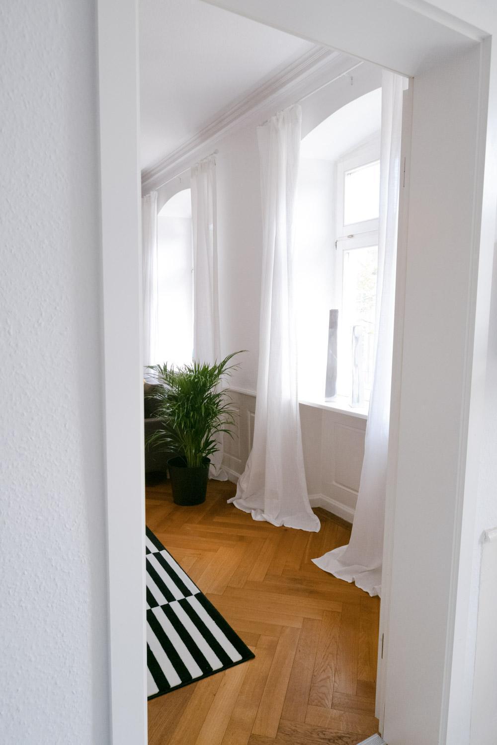 Bella Casa - Business&Family - 2 Zimmer Direkt Neben Schloss, Parkplatz, Smarttv, Netflix, Waschmaschine, 24H Checkin, 71Qm, Kingsizebett, Hotelbettwaesche Ludwigsburg Dış mekan fotoğraf